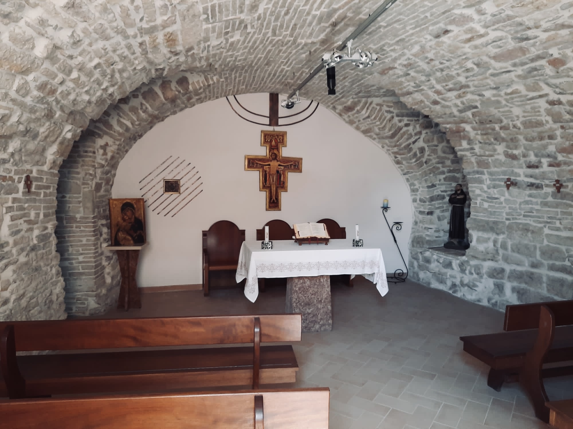La comunidad de Franciscanas Hijas de la Misericordia de Asís (Italia)